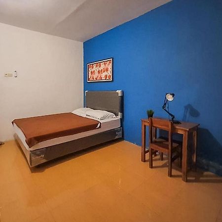 Syafa Homestay Syariah Mitra Reddoorz Tuban  Zewnętrze zdjęcie